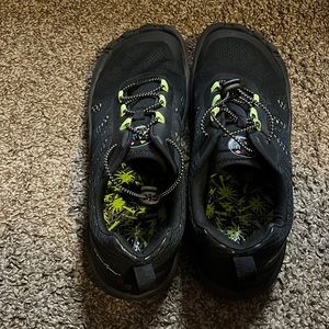 Water Shoes Black Maui Shoes.